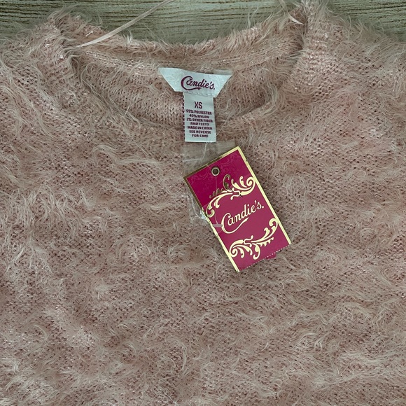NWT. Candie’s pink fuzzy popover sweater Size XS. - Picture 2 of 4